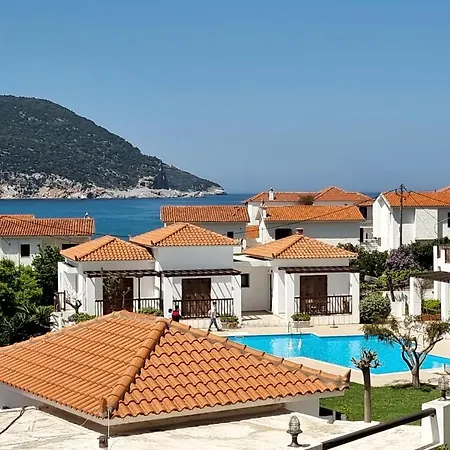 Maistros Suites - Pera Skopelos Town Exterior photo